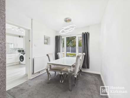 Moat Edge Gardens, Billericay, Image 7