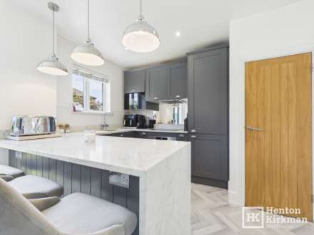 Passingham Close, Billericay, Image 7