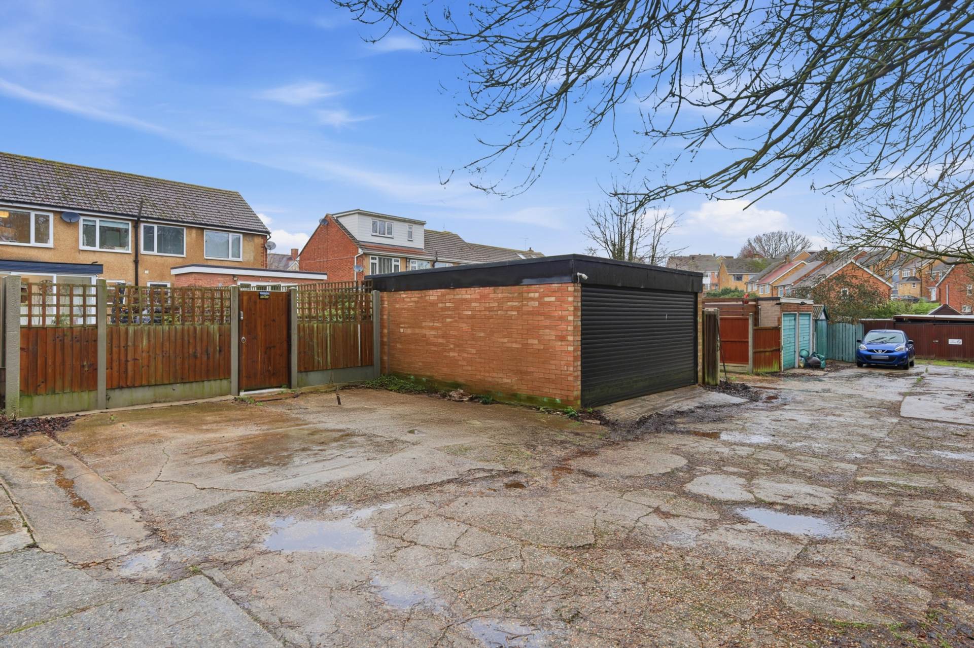 Outwood Common Road, Billericay, Image 24