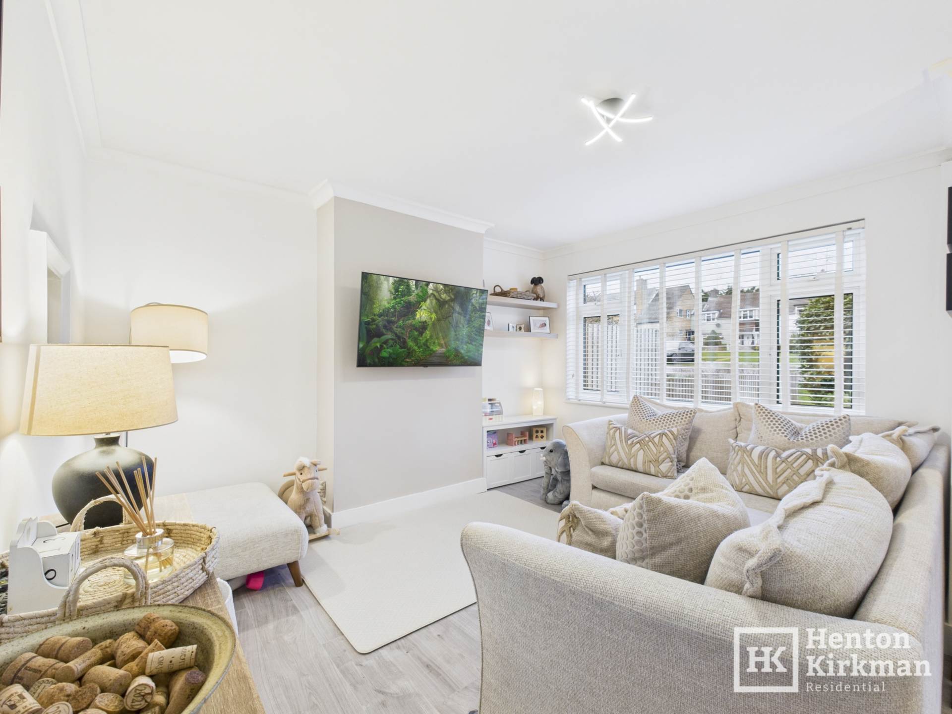 Outwood Common Road, Billericay, Image 5