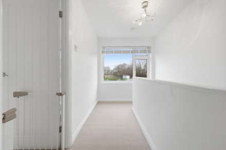 Outwood Common Road, Billericay, Image 16