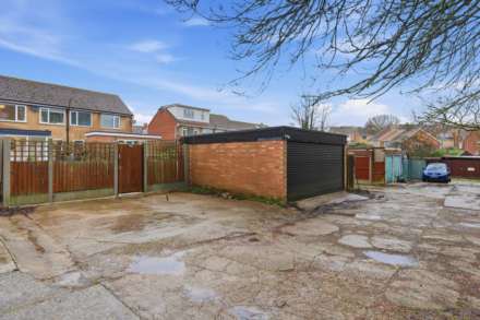 Outwood Common Road, Billericay, Image 24