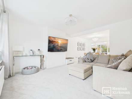 Cherry Gardens, Billericay, Image 4