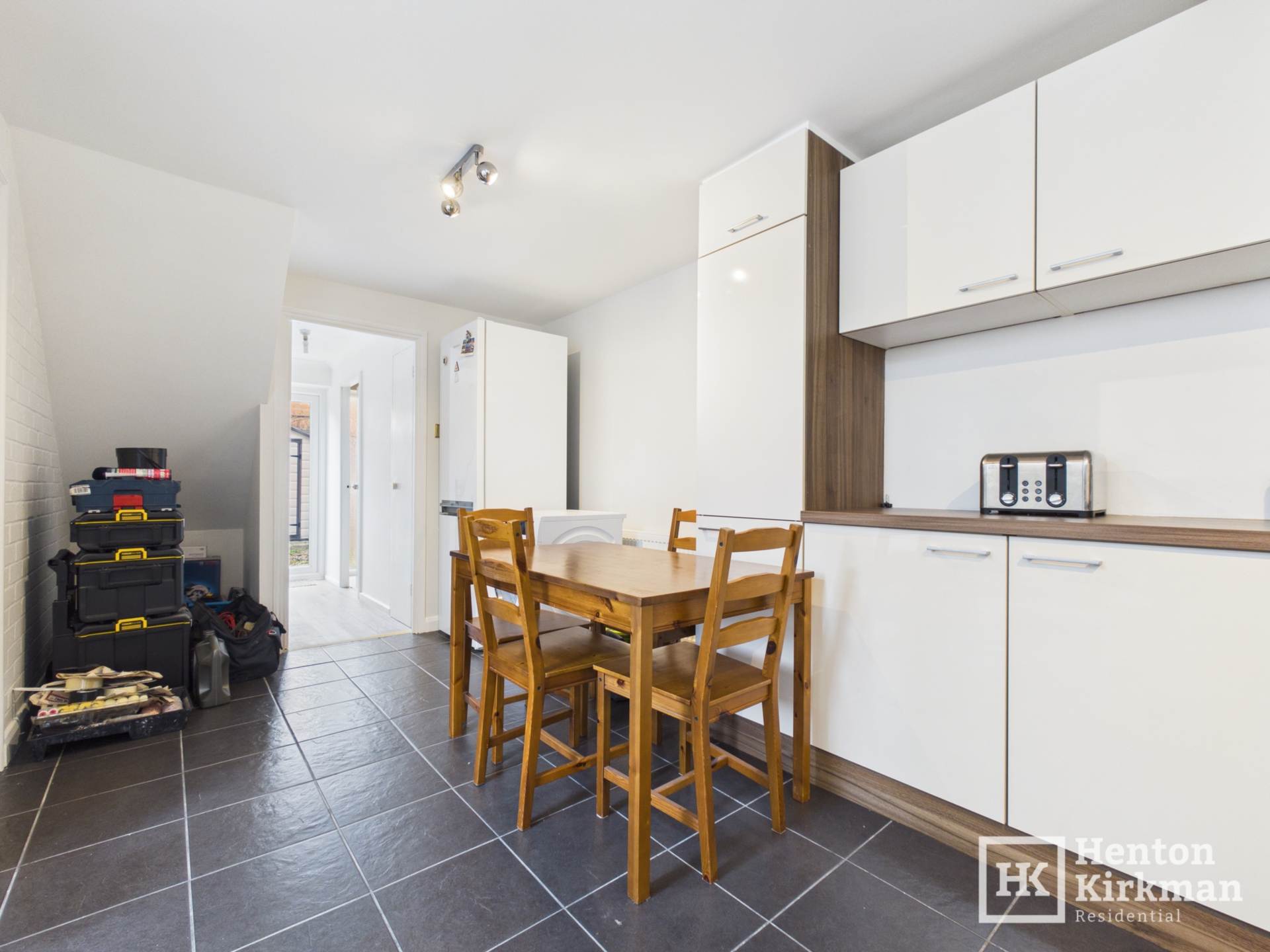 Elizabeth Way, Basildon, Image 7