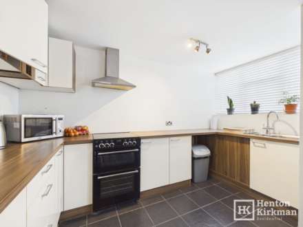 Elizabeth Way, Basildon, Image 5