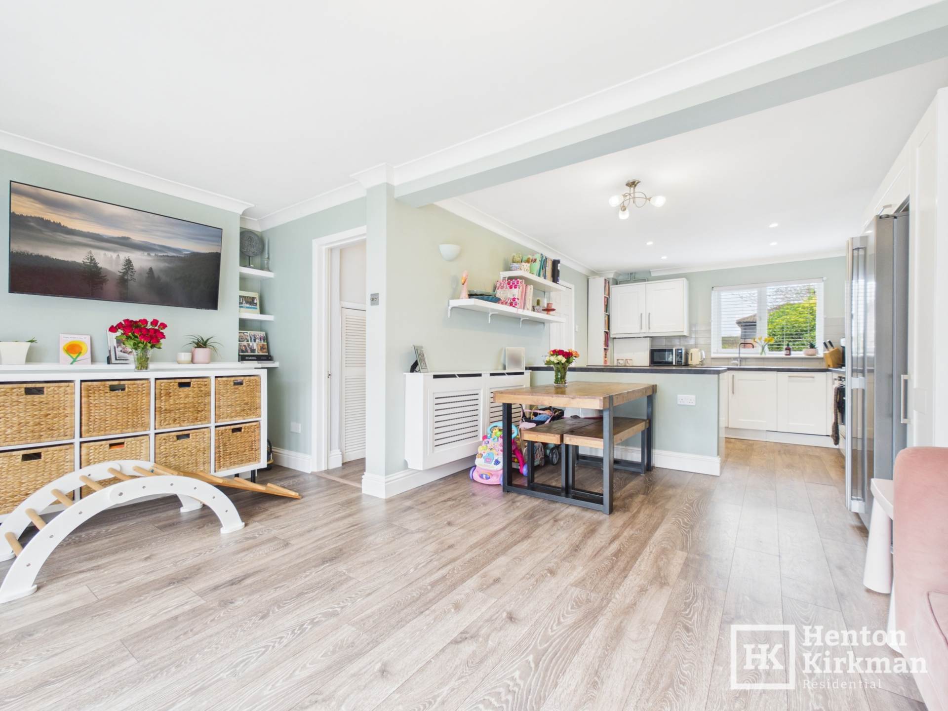 Queens Gate Mews, Billericay, Image 5