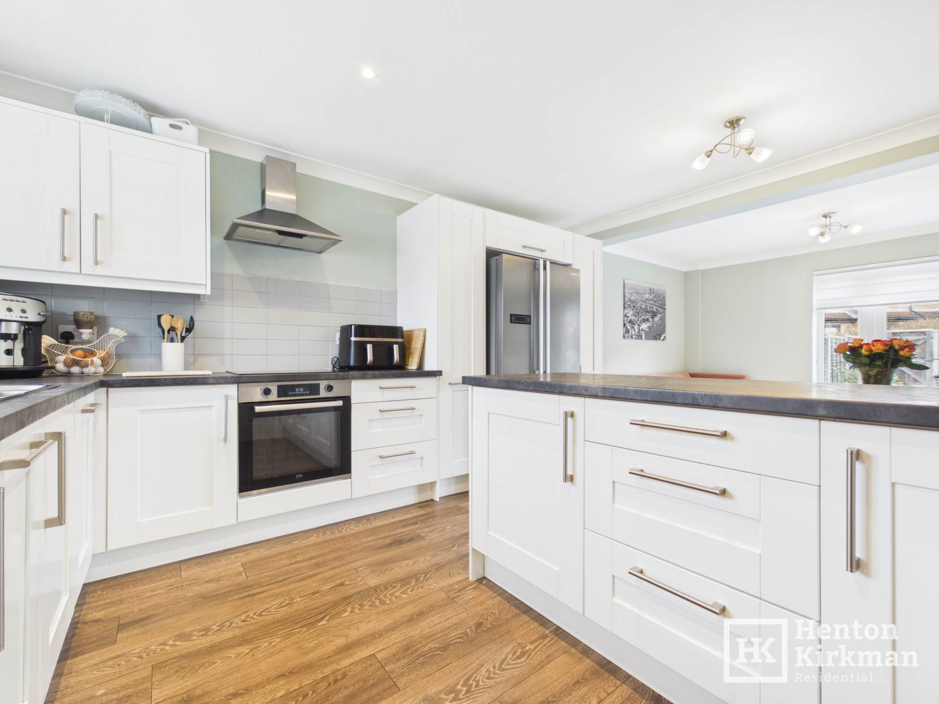 Queens Gate Mews, Billericay, Image 8