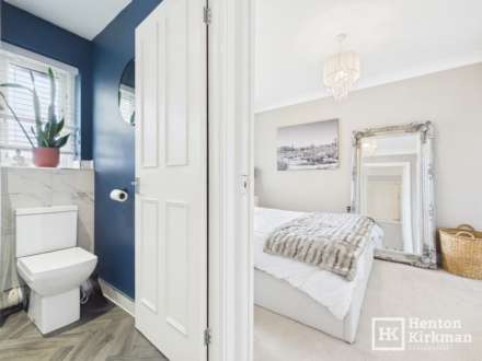 Queens Gate Mews, Billericay, Image 13