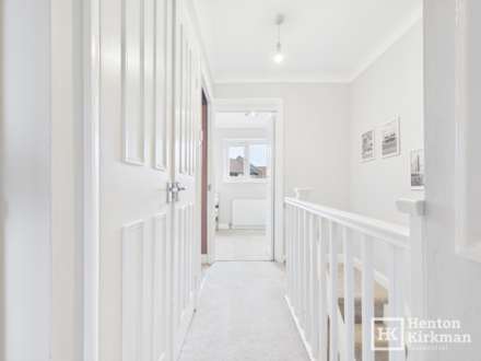 Queens Gate Mews, Billericay, Image 9