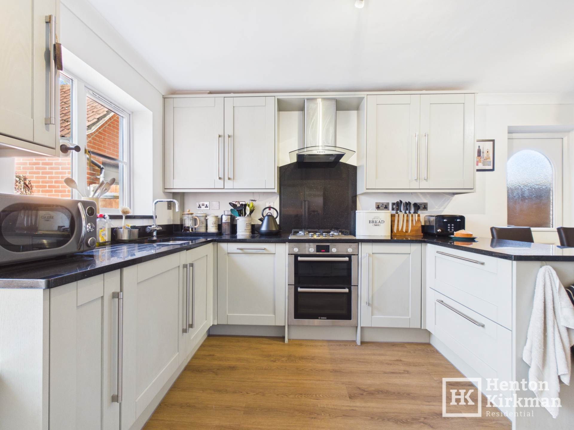 Calvinia Close, Noak Bridge, Image 13