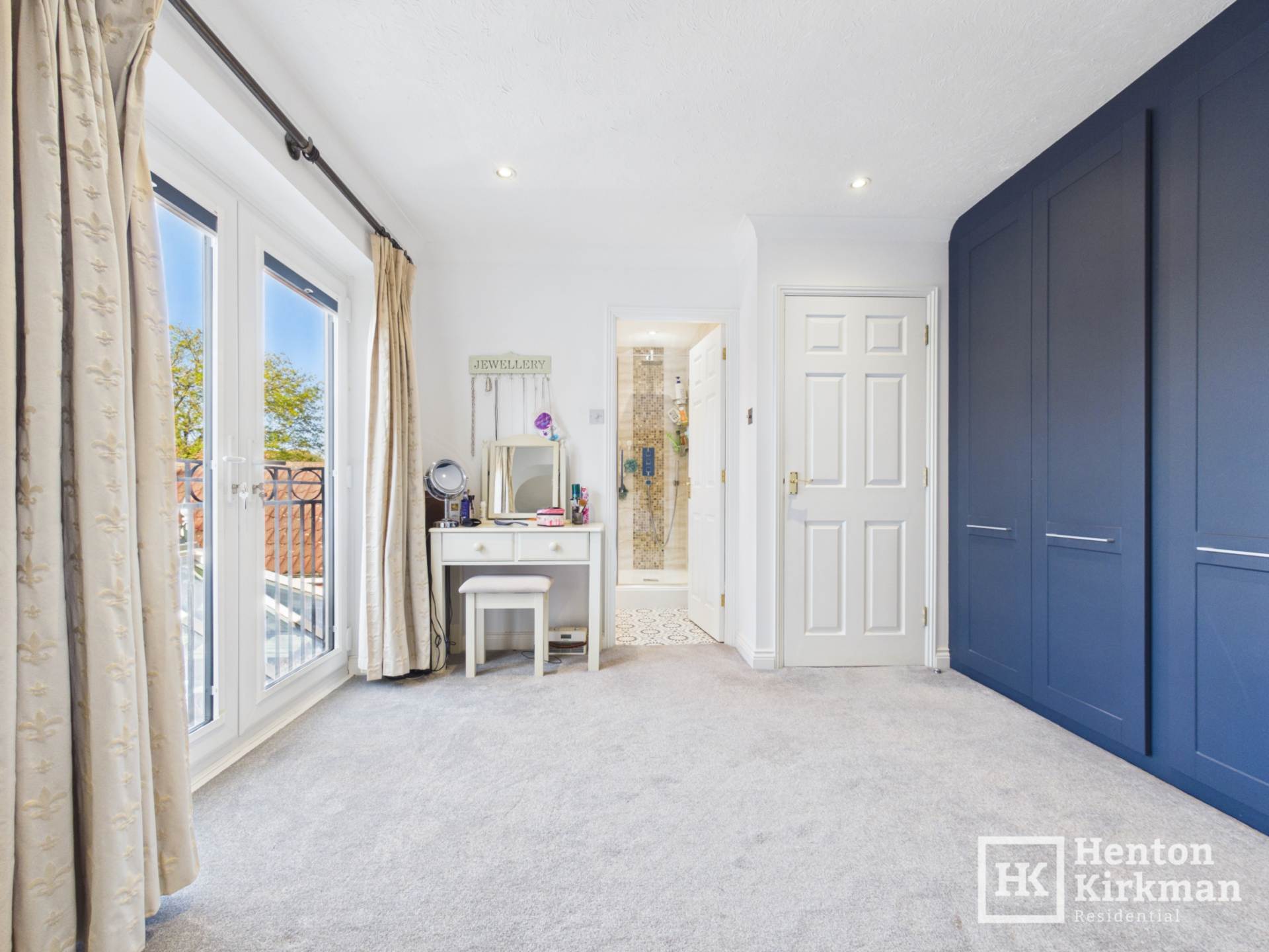 Calvinia Close, Noak Bridge, Image 22