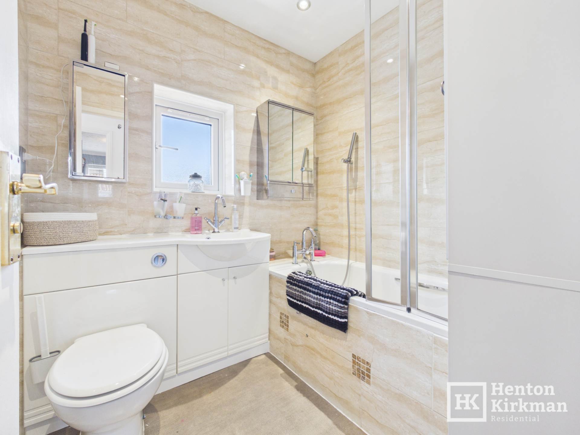 Calvinia Close, Noak Bridge, Image 28