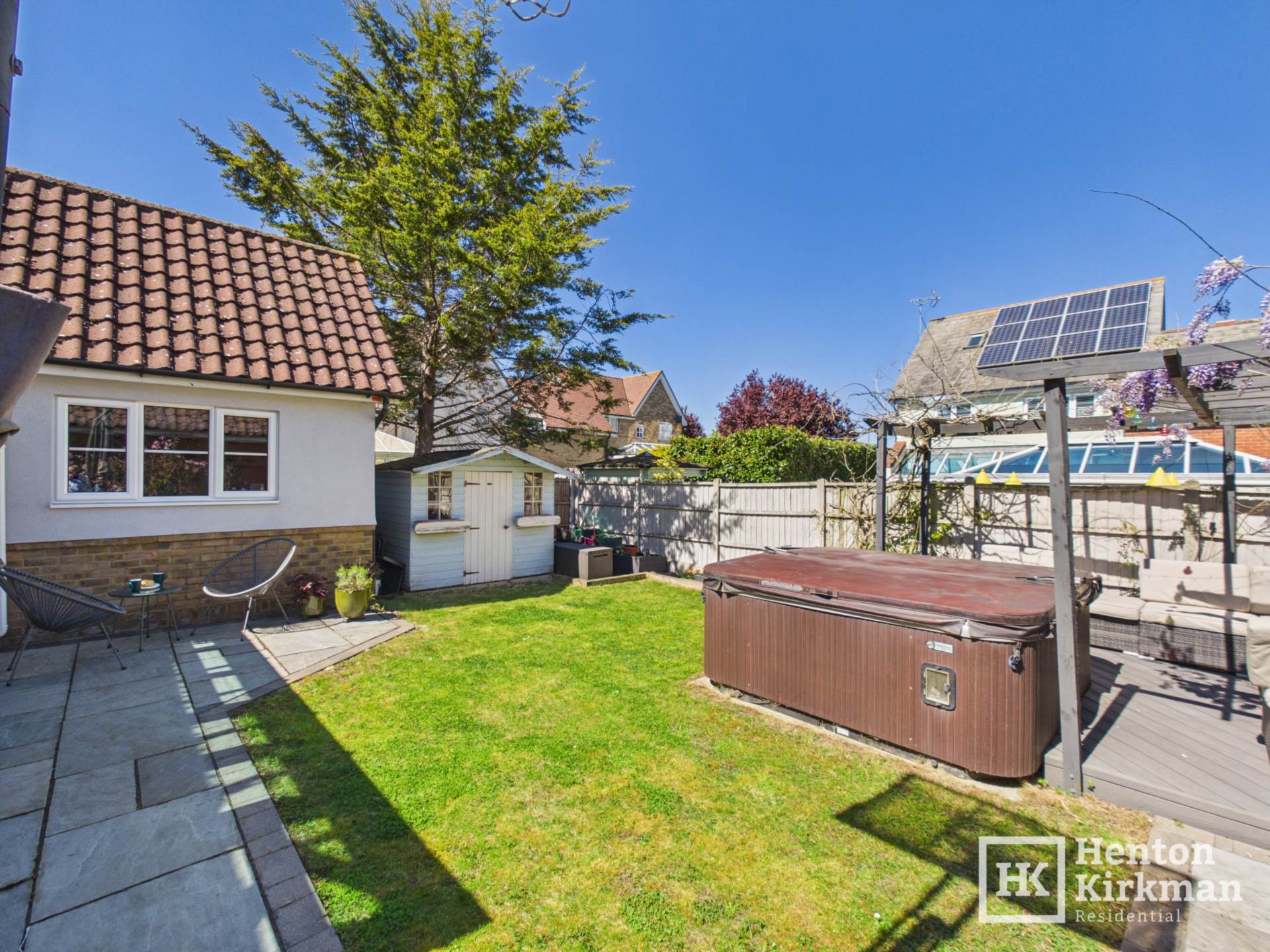 Calvinia Close, Noak Bridge, Image 42