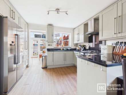 Calvinia Close, Noak Bridge, Image 12