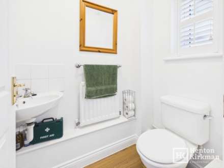 Calvinia Close, Noak Bridge, Image 16