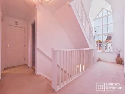 Calvinia Close, Noak Bridge, Image 17