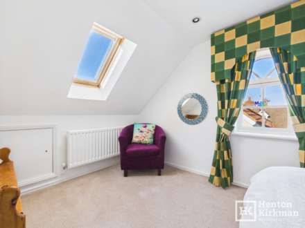 Calvinia Close, Noak Bridge, Image 32