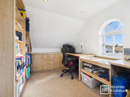 Calvinia Close, Noak Bridge, Image 33