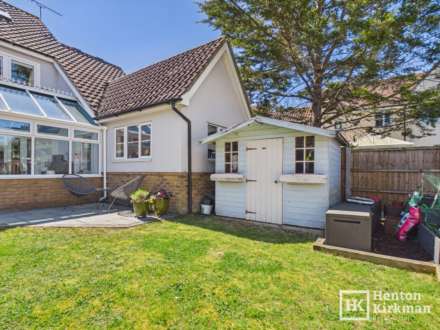 Calvinia Close, Noak Bridge, Image 36