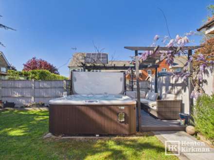 Calvinia Close, Noak Bridge, Image 43