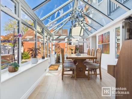 Calvinia Close, Noak Bridge, Image 7