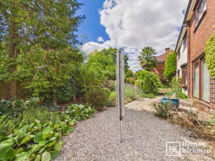 St Johns Road, Billericay, Image 5