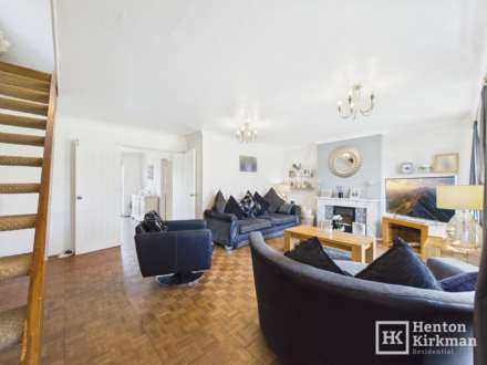 Longtail, Billericay, Image 4