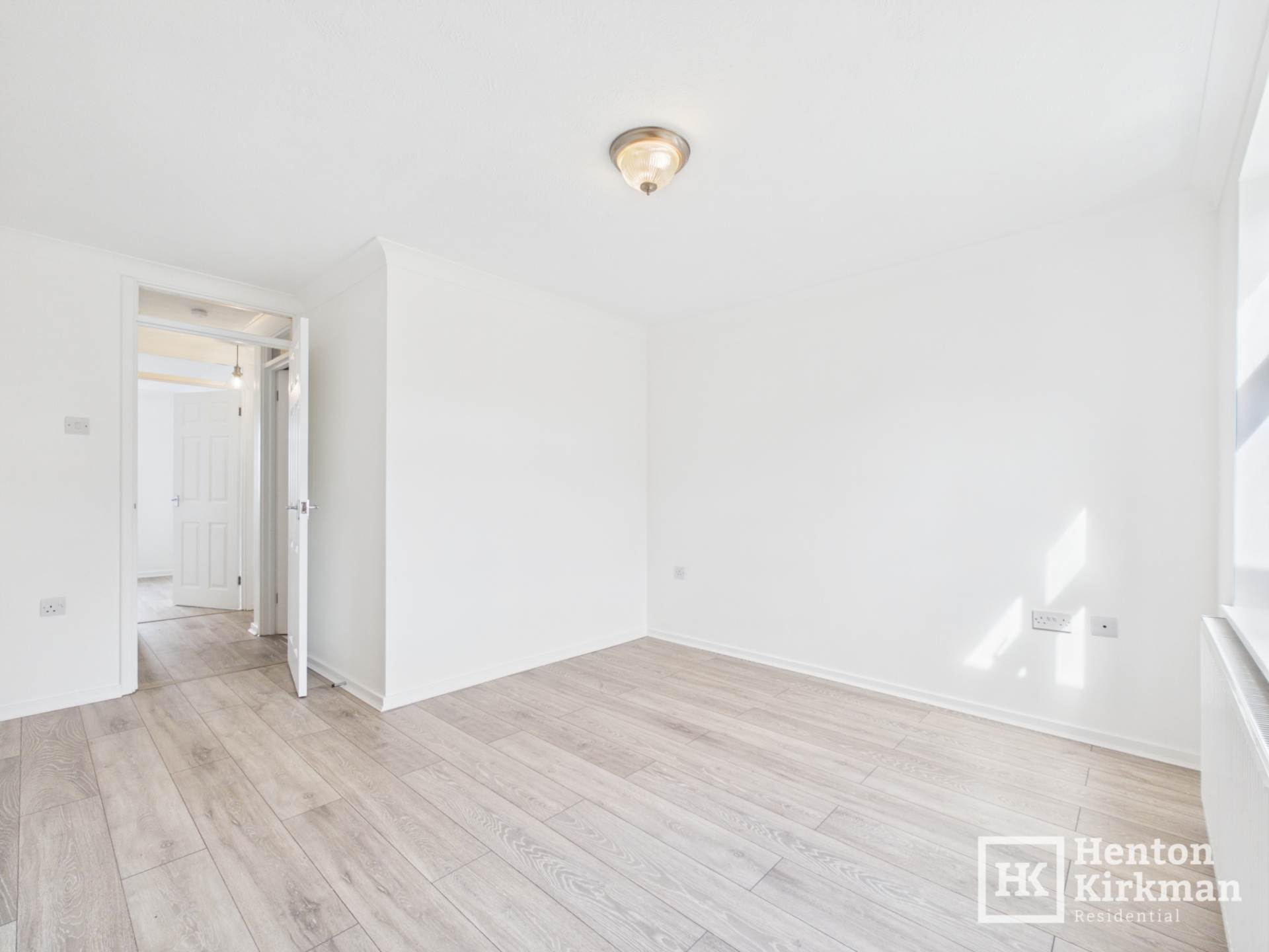 Taveners Green, Wickford, Image 4