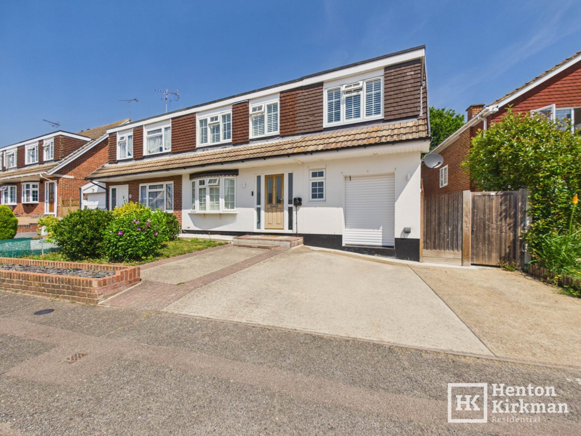 Stonechat Road, Billericay, Image 1