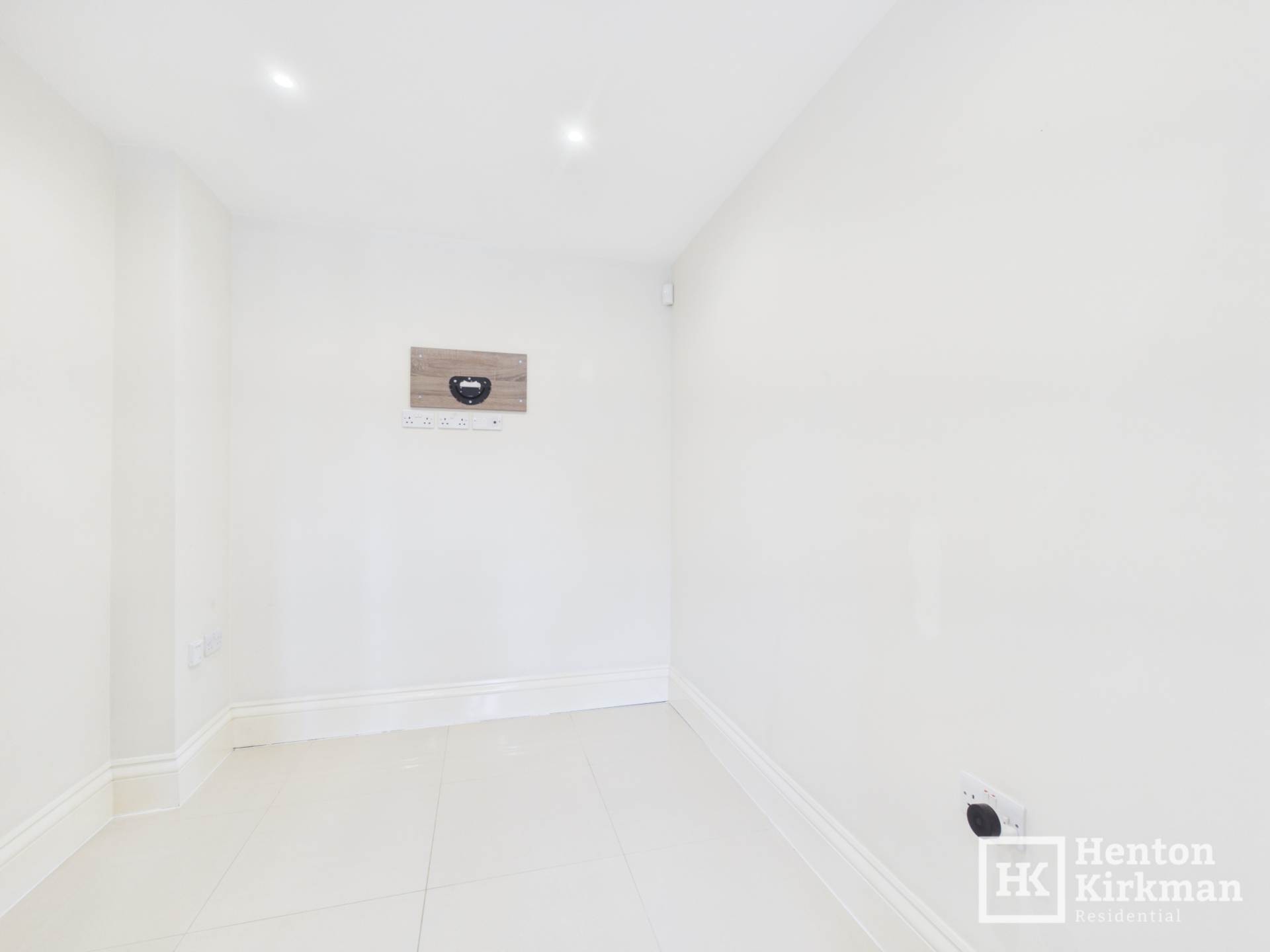 Jersey Gardens, Wickford, Image 5