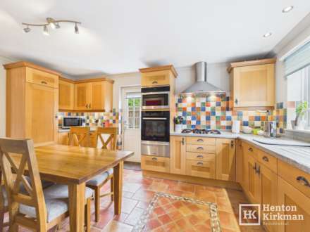 Connaught Way, Billericay, Image 9