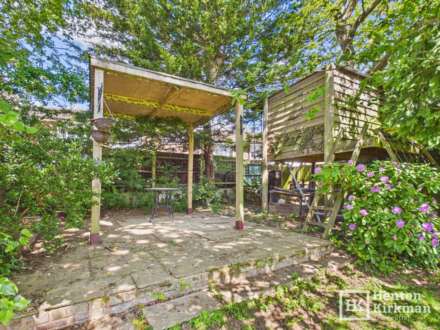 Sunnymede area of Billericay, Image 32