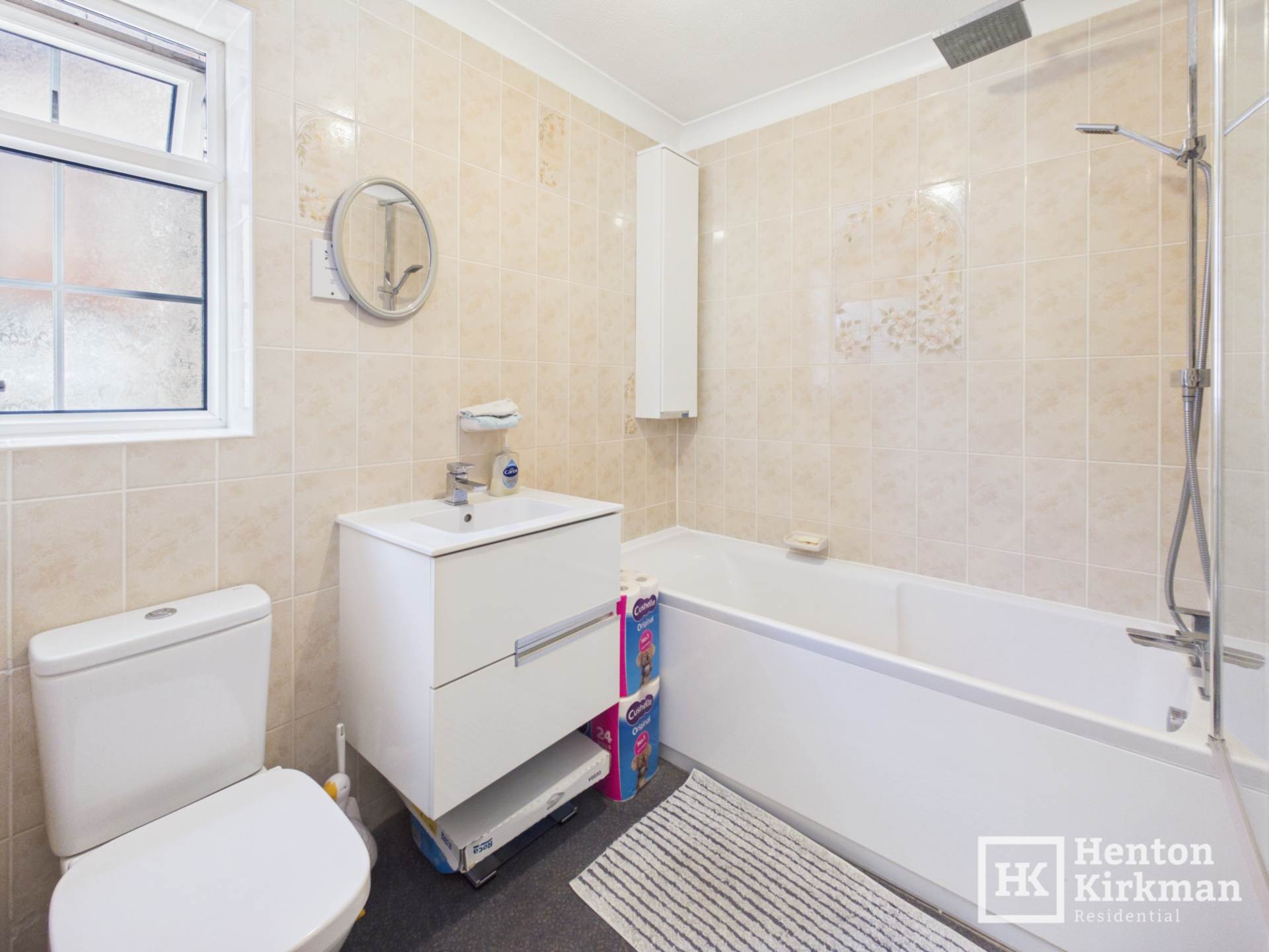 Greenfields, Billericay, Image 14