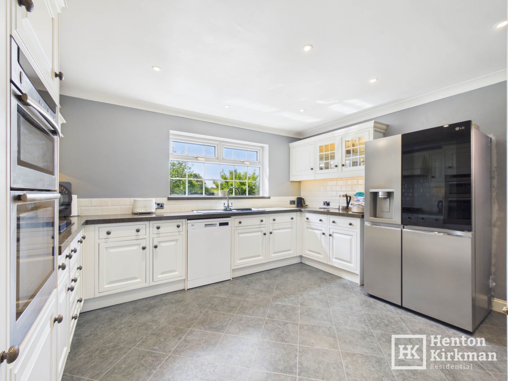 Greenfields, Billericay, Image 9