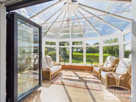 Greenfields, Billericay, Image 8