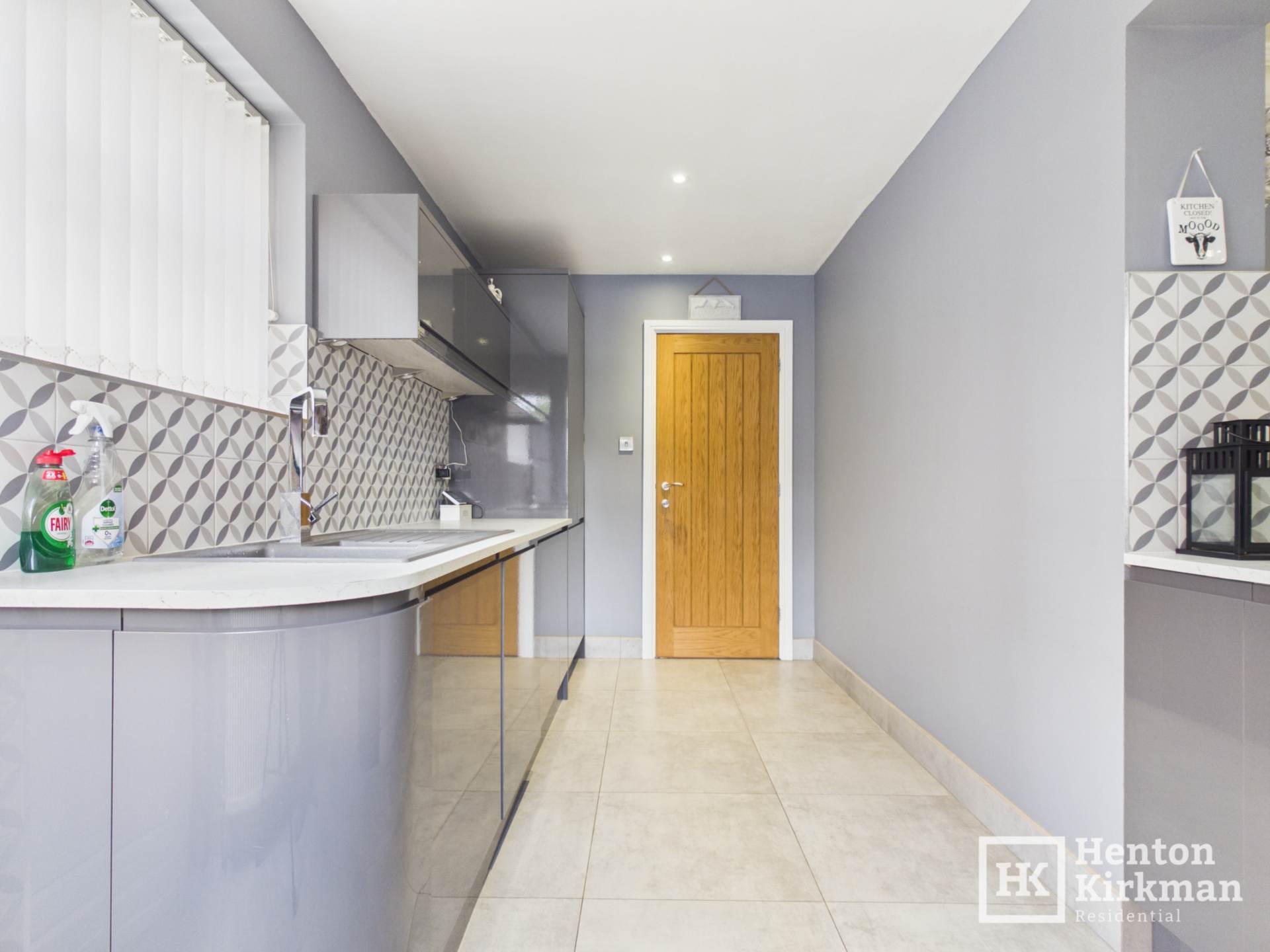 Outwood Farm Close, Billericay, Image 11