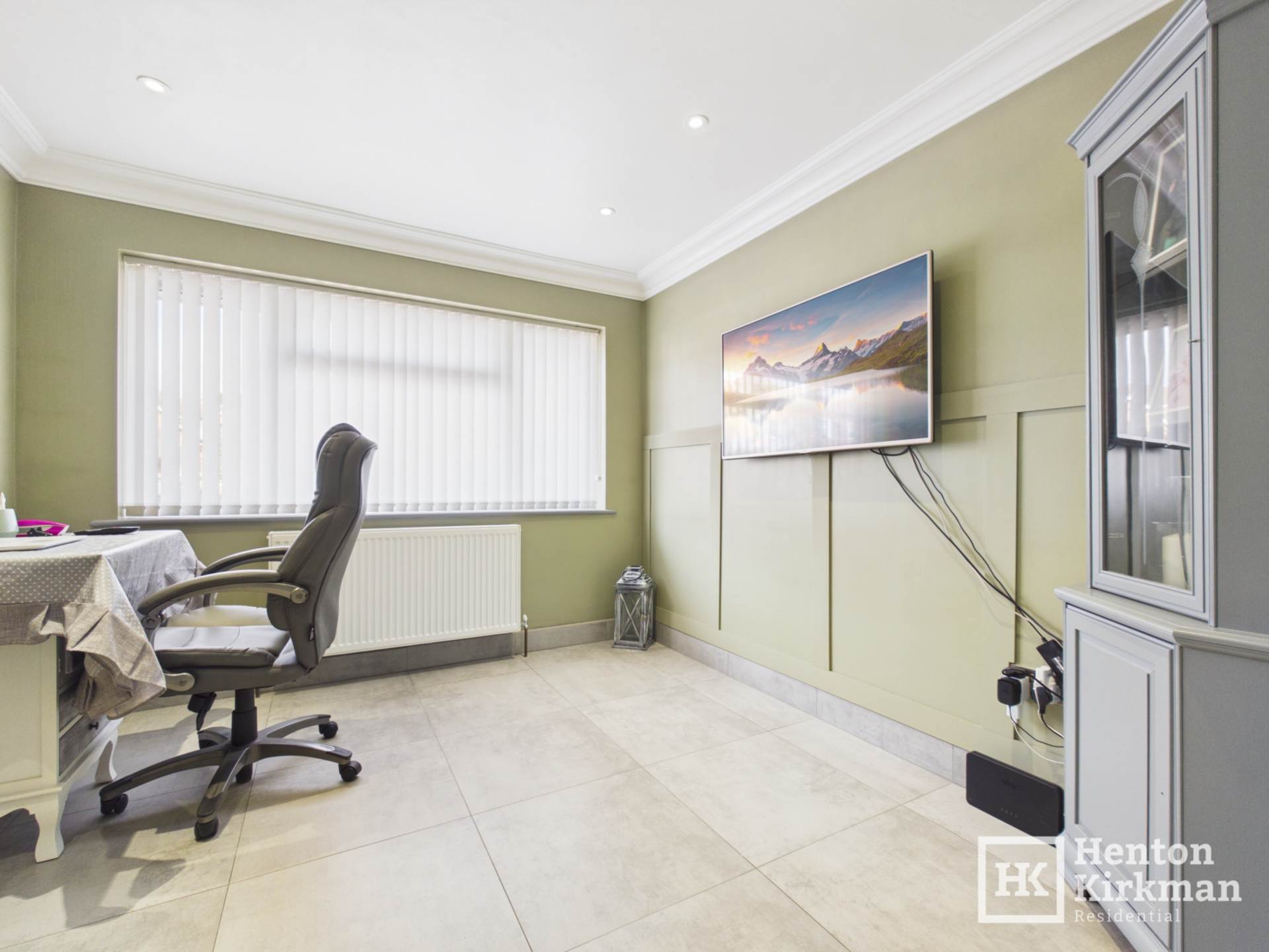 Outwood Farm Close, Billericay, Image 8