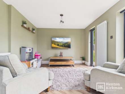 Outwood Farm Close, Billericay, Image 6