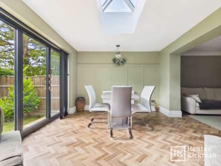 Outwood Farm Close, Billericay, Image 7