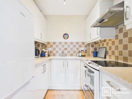Albion Court, Billericay, Image 4