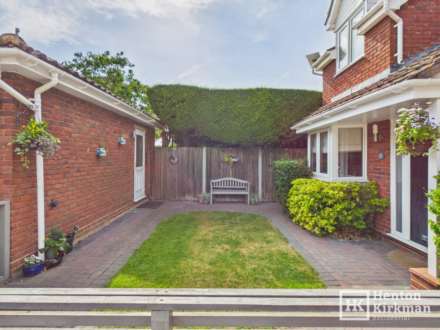 Walsingham Way, Billericay, Image 34