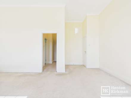 Noak Hill Road, Billericay, Image 21