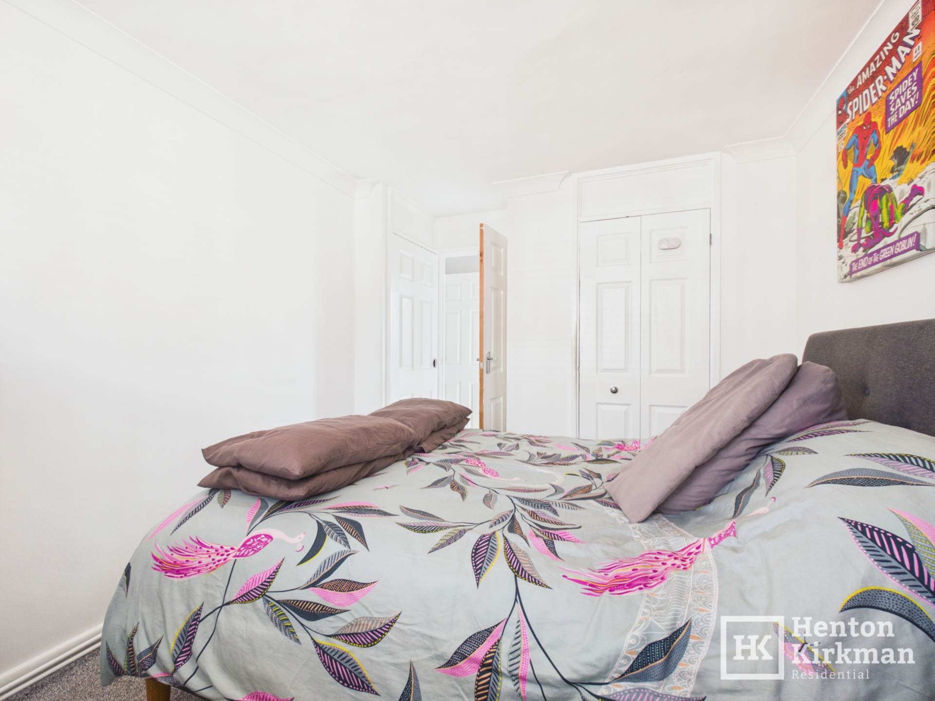 Long Riding, Basildon, Image 12