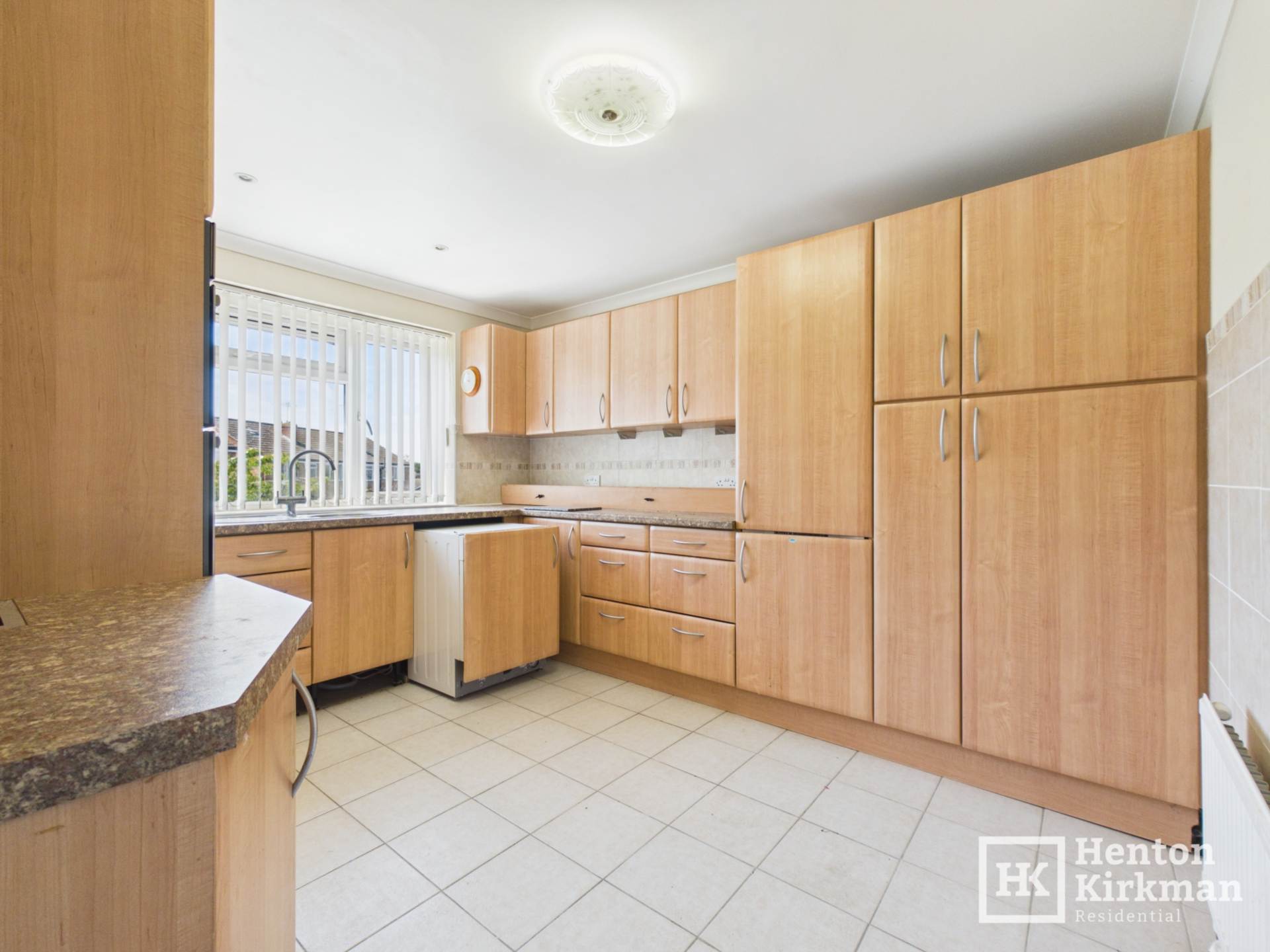Dukes Farm Road, Billericay, Image 6