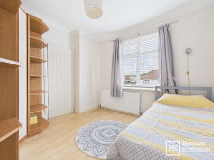 The Meadow Way, Billericay, Image 21