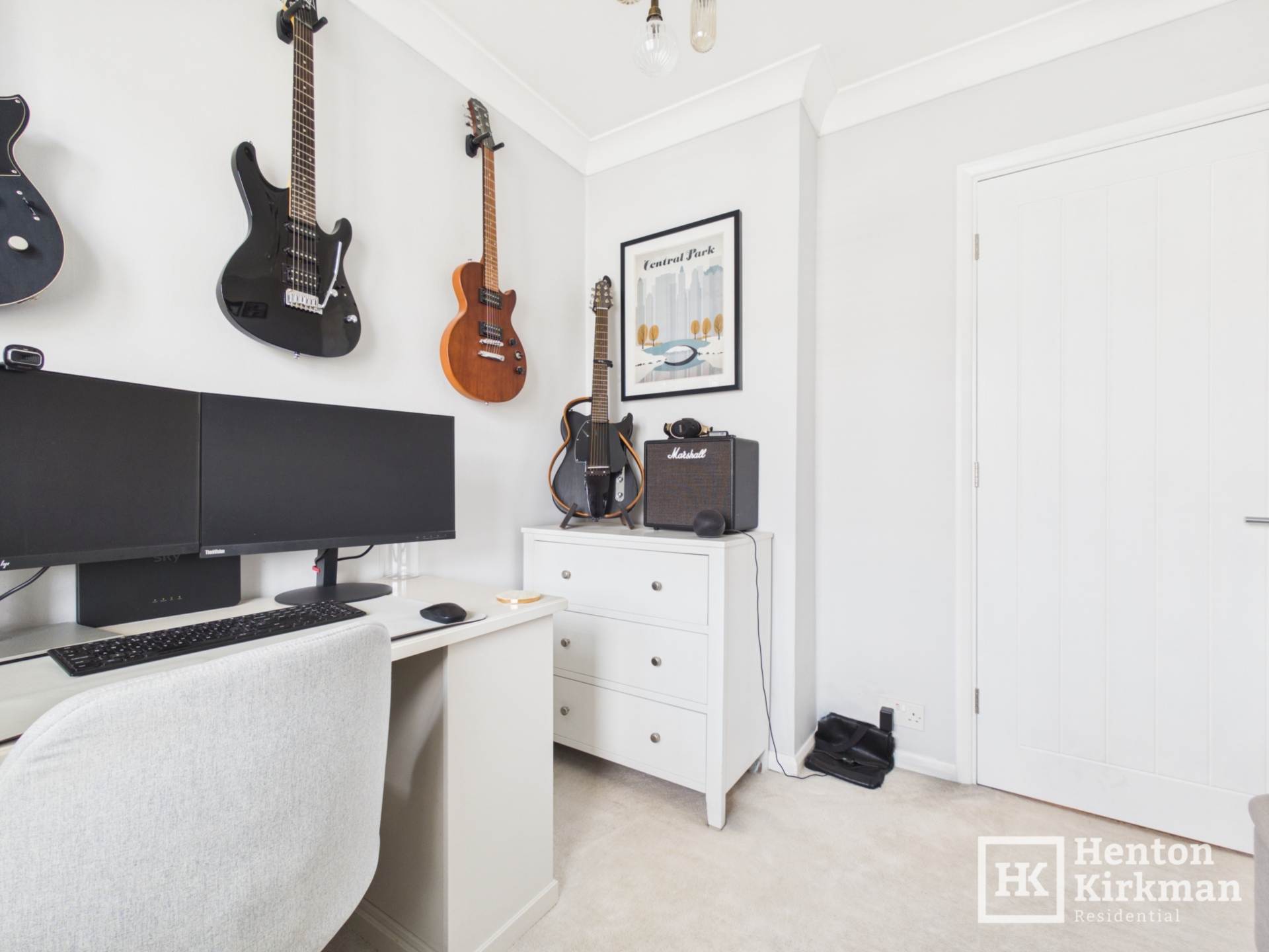 Crescent Close, Billericay, Image 12