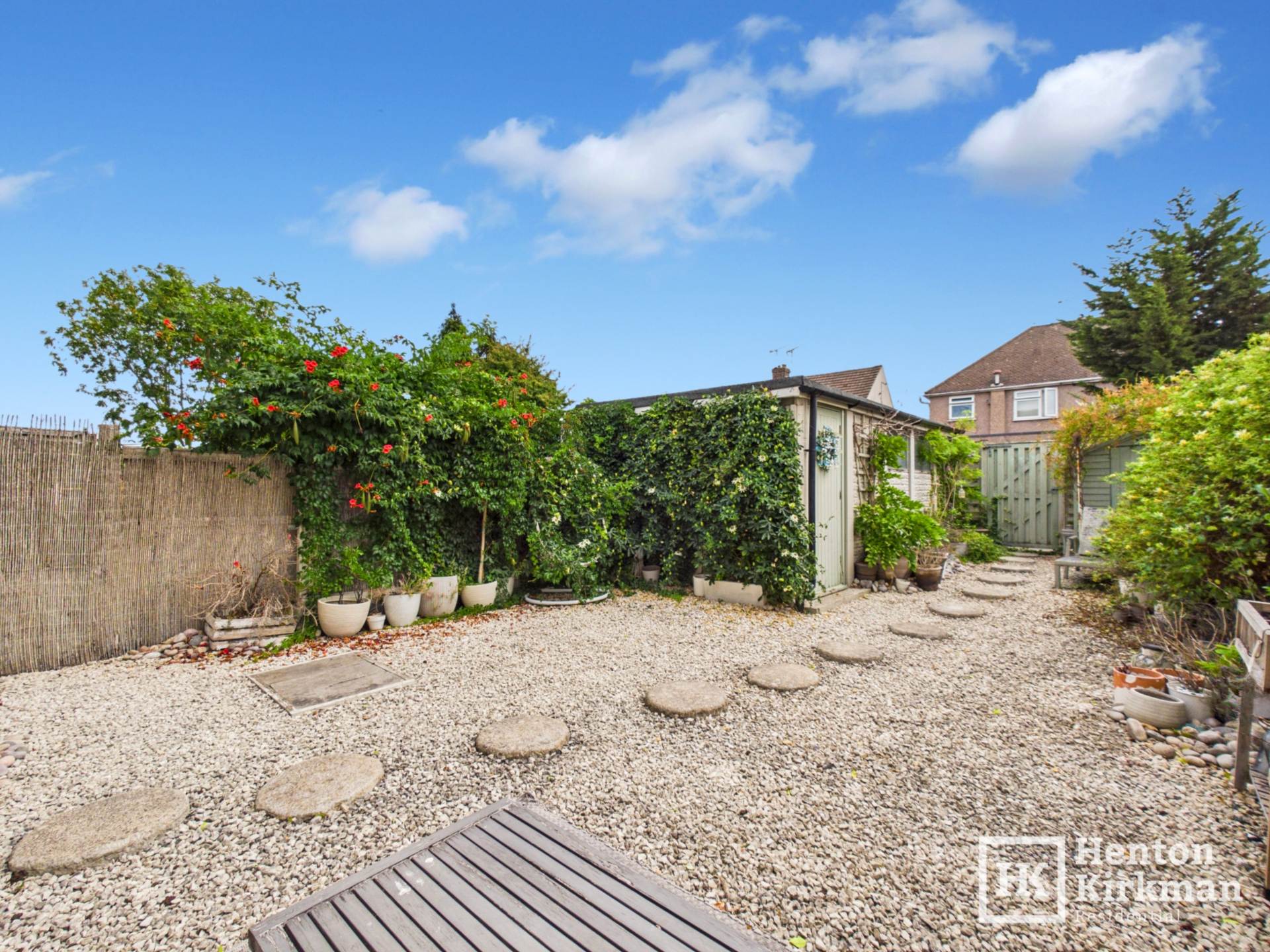 Crescent Close, Billericay, Image 14