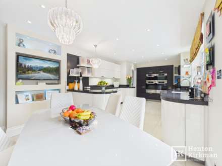 Church Road, Ramsden Bellhouse, Image 13
