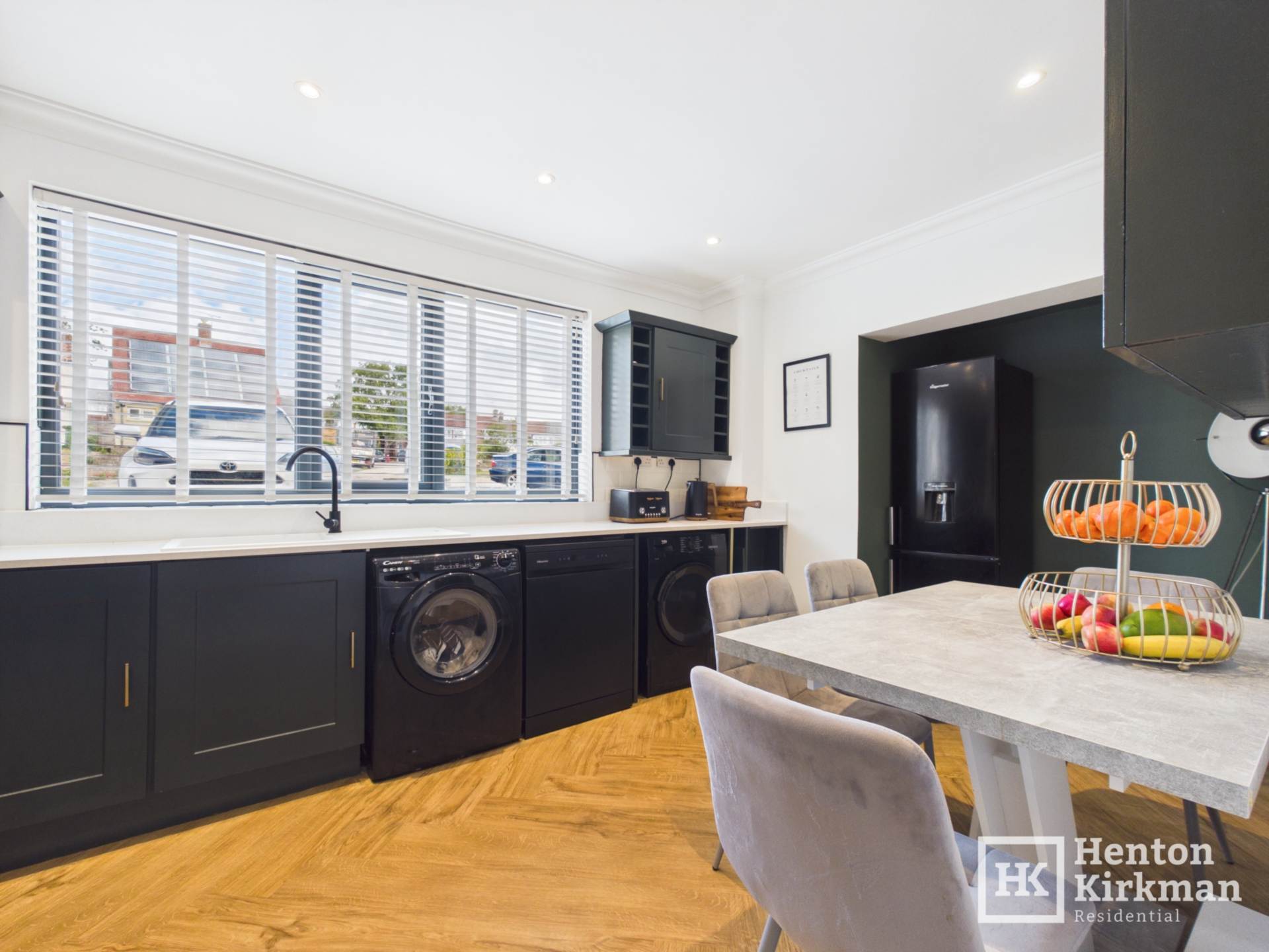 Salesbury Drive, Billericay, Image 4