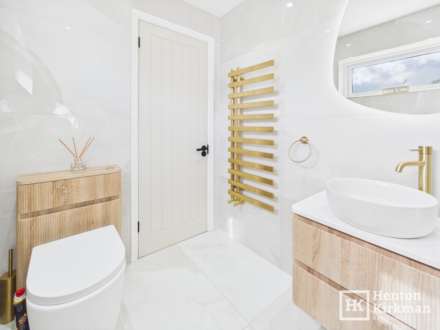 Salesbury Drive, Billericay, Image 17